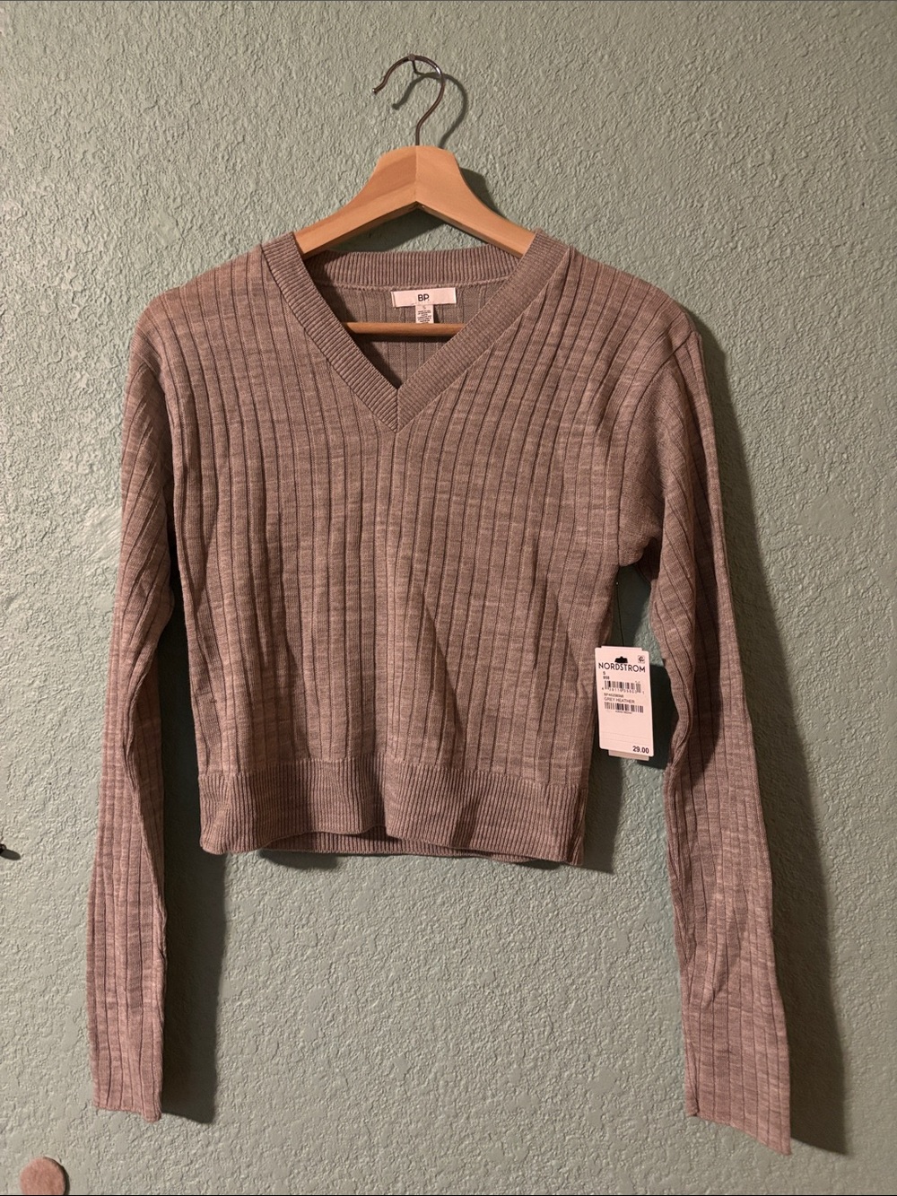 bp V-Neck Ribbed Taupe Cropped Sweater Women’s Size Small NWT